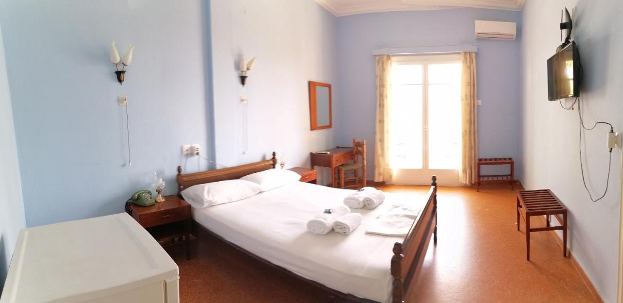 Nireus Hotel Néa Mákri エクステリア 写真