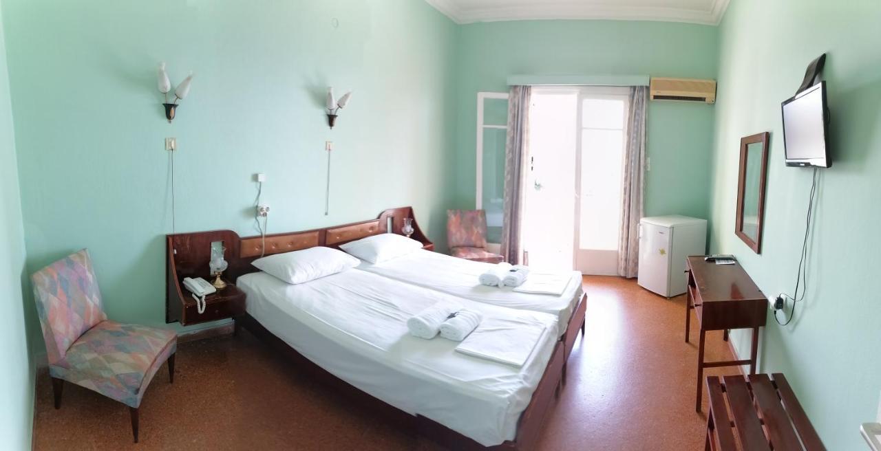 Nireus Hotel Néa Mákri 部屋 写真