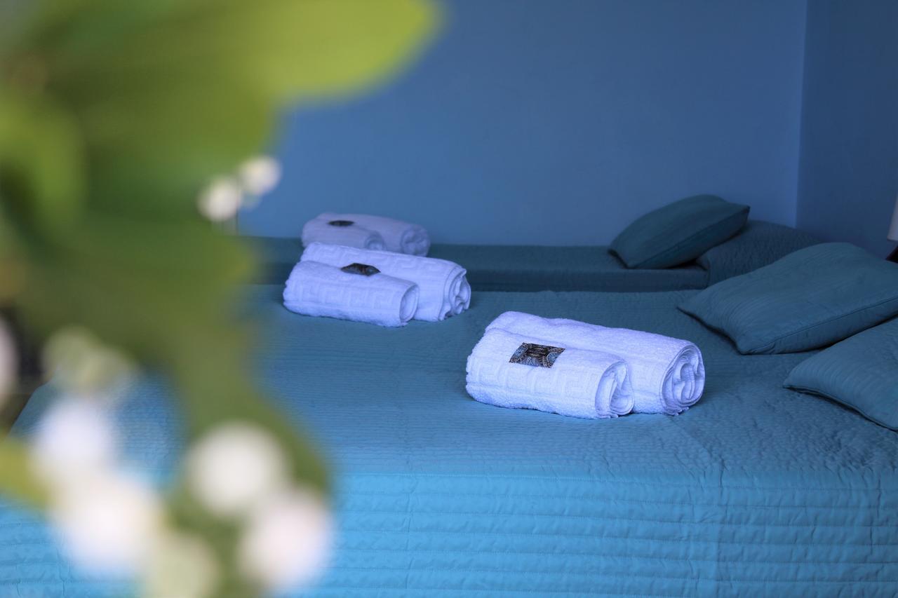 Nireus Hotel Néa Mákri エクステリア 写真